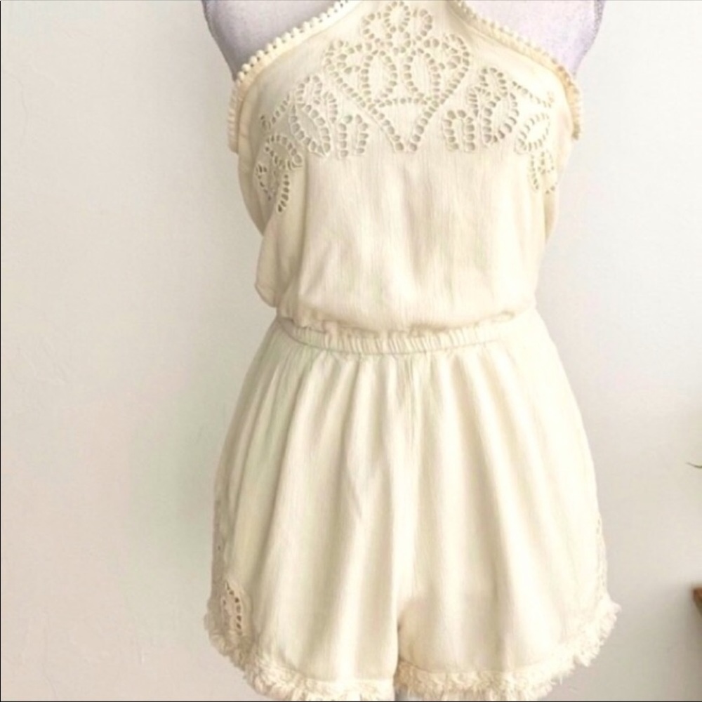 NWOT American Eagle Ivory Fringe Shorts Romper L
